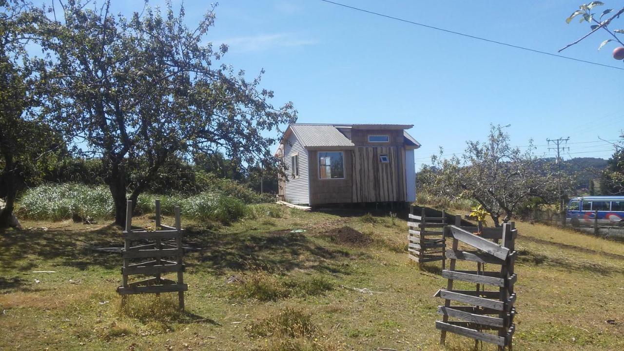 La Petite Cabane De Putemun Villa กัสโตร ภายนอก รูปภาพ